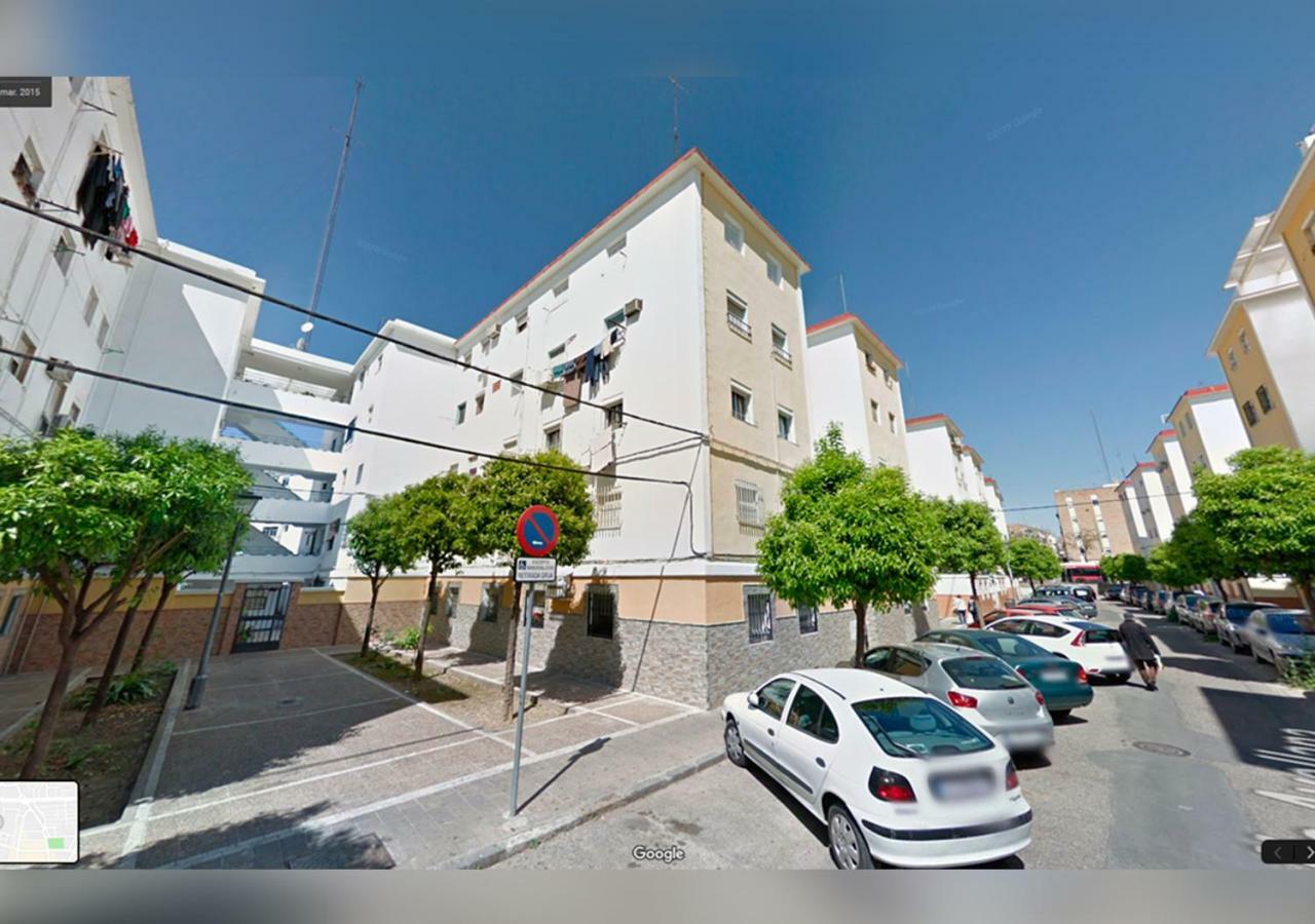 Acogedor Apartamento En El Barrio Del Parlamento De Andalucia Севилья Экстерьер фото